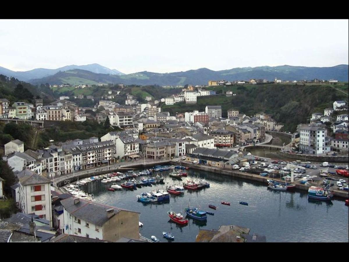Room In Lodge - Double And Single Room - Pension Oria 1 Luarca Kültér fotó